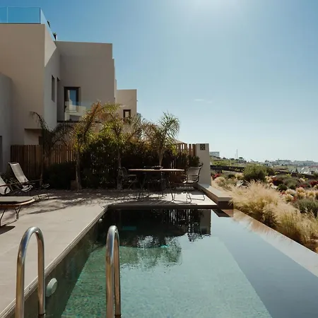 Apikia Santorini Hotel Pýrgos