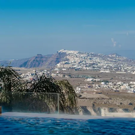 Hotel Apikia Santorini Pýrgos